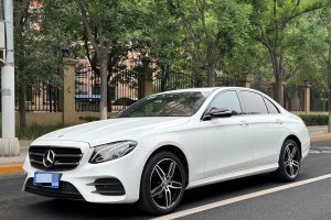 奔馳E級(jí) 奔馳 改款 E 200 運(yùn)動(dòng)型 4MATIC