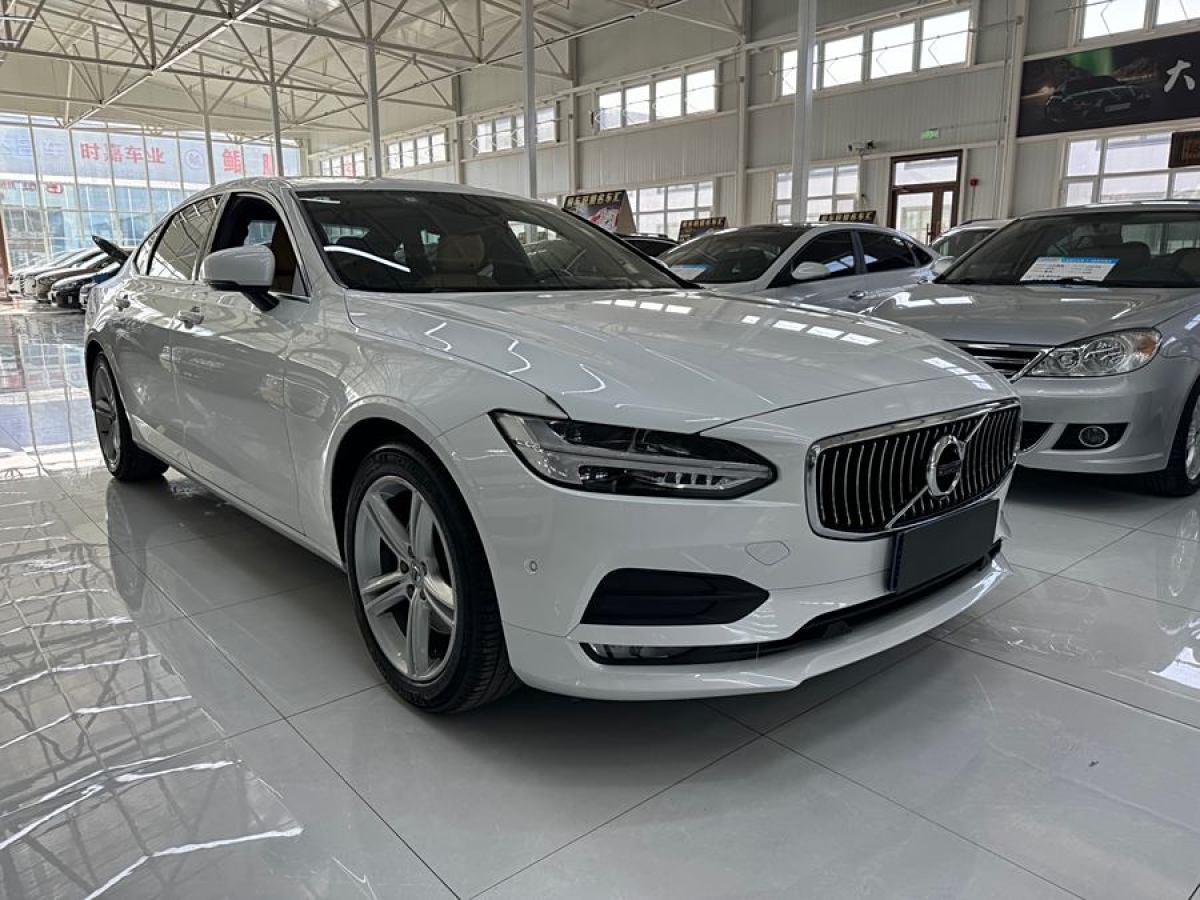 沃爾沃 S90  2018款 T4 智遠(yuǎn)版圖片