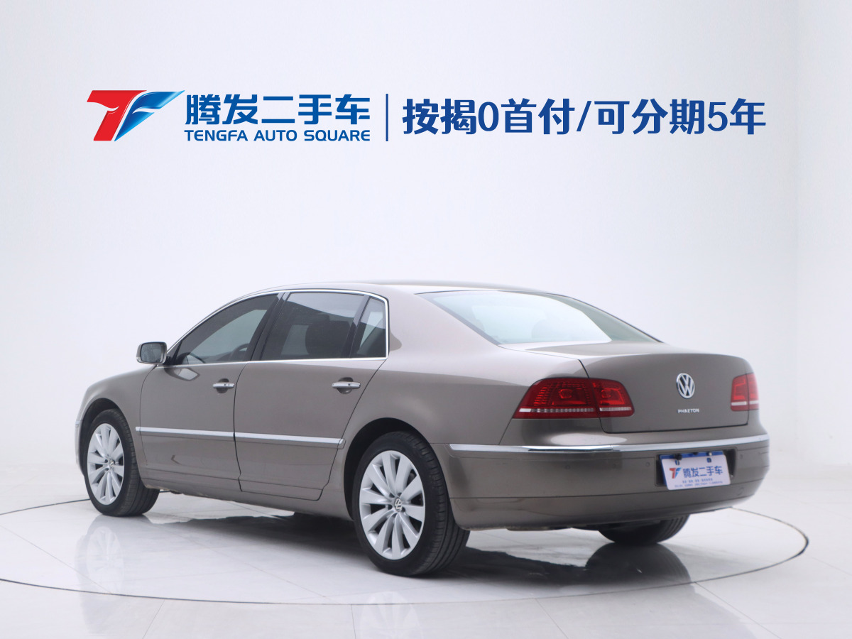 大眾 輝騰  2011款 3.6L V6 4座加長(zhǎng)Individual版圖片