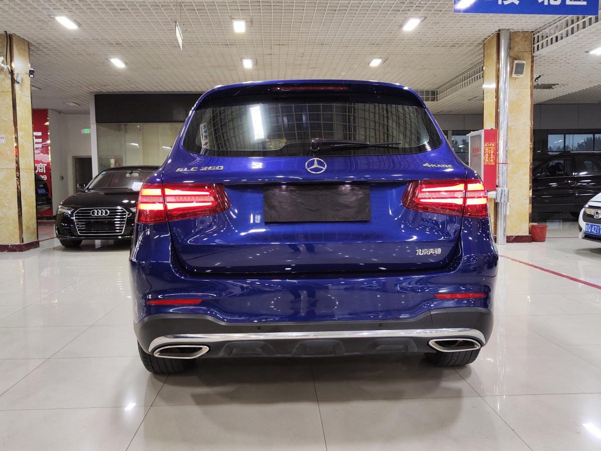 奔馳 奔馳glc 2018款 改款 glc 260 4matic 豪華型圖片