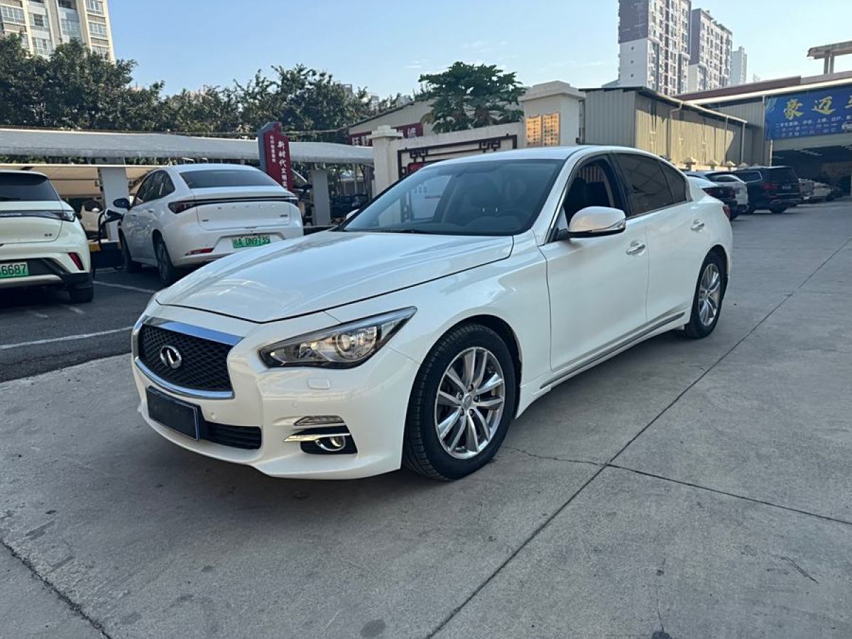 英菲尼迪 Q50L  2016款 2.0T 悅享版圖片