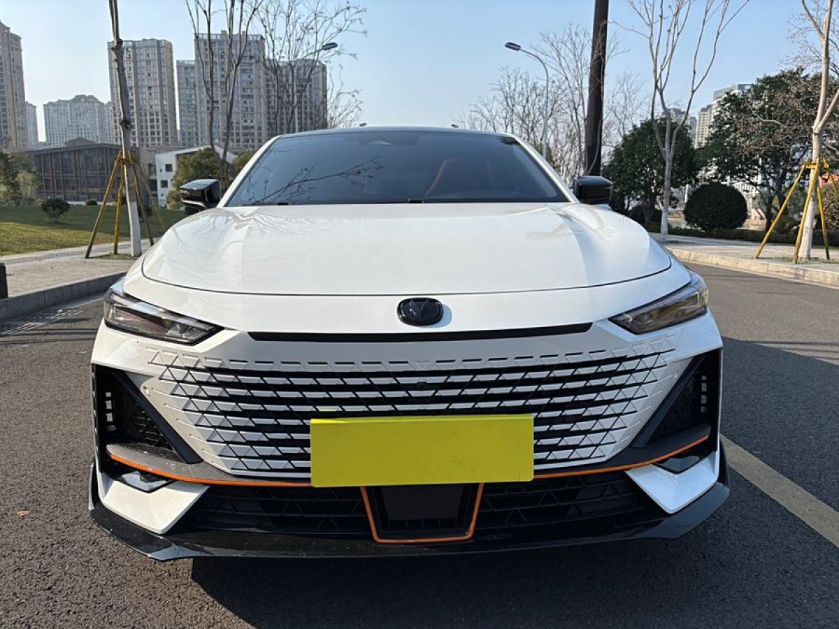 2024年3月長安 長安UNI-V  2023款 1.5T 運動版