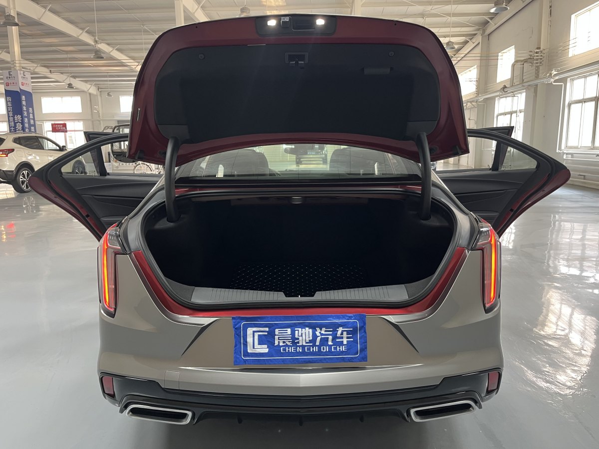 凱迪拉克 CT4  2020款 28T 時(shí)尚型圖片