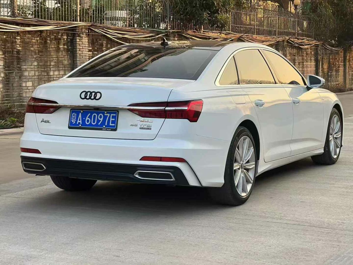 奧迪 奧迪A6L  2021款 45 TFSI 進(jìn)享人生版圖片