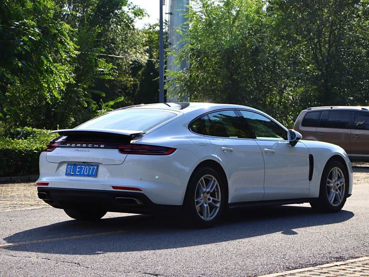 2018年4月保時(shí)捷 Panamera  2017款 Panamera 3.0T