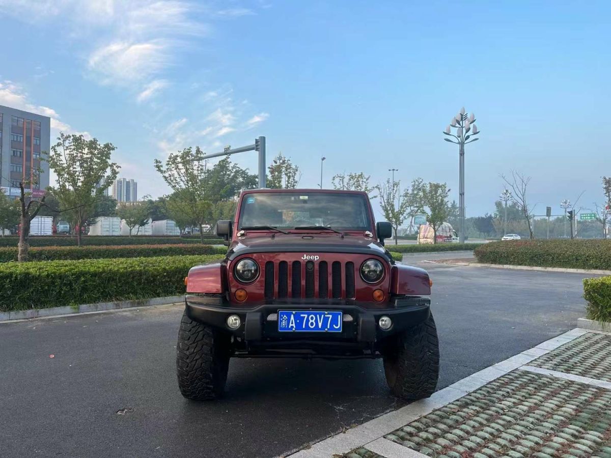 Jeep 牧馬人  2010款 3.8L Rubicon 兩門版圖片