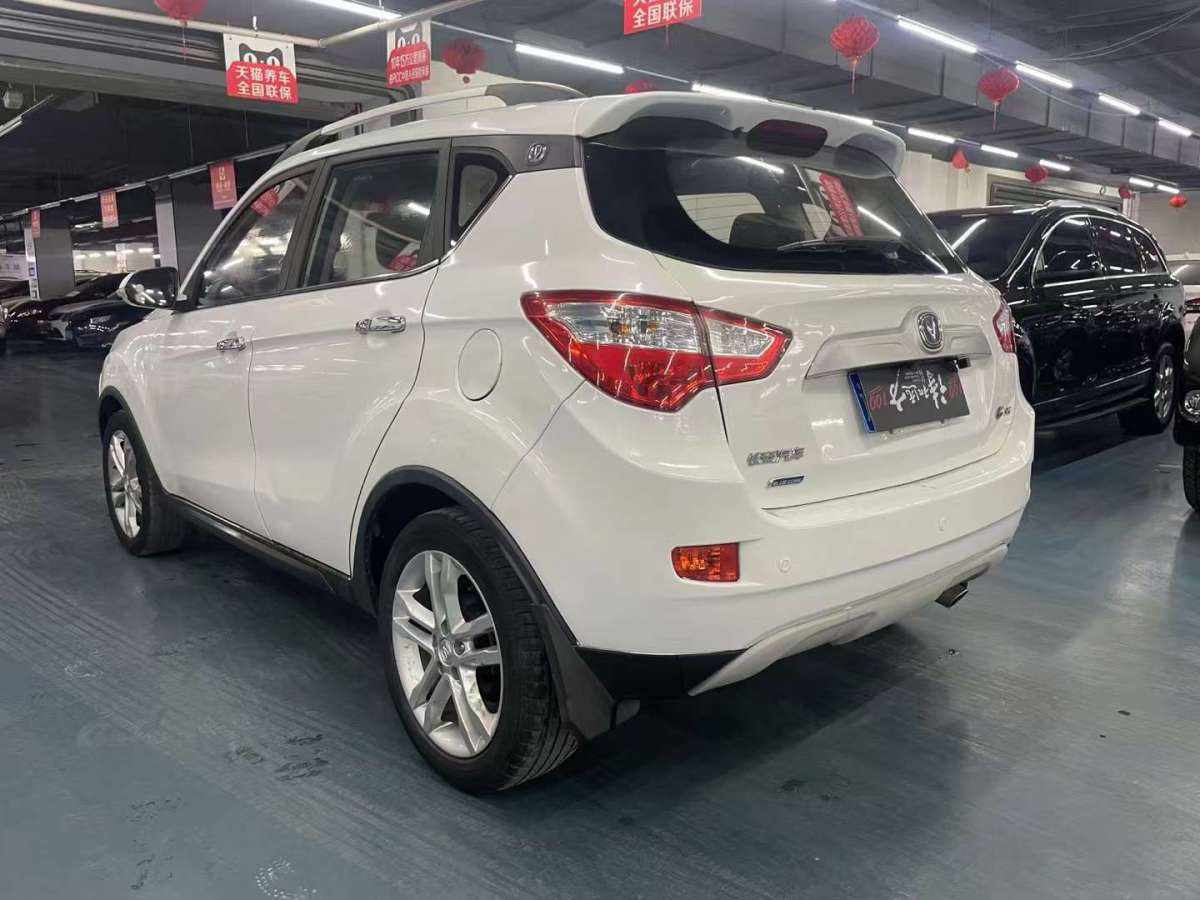 長安 CS35  2015款 1.6L 自動豪華型 國IV圖片