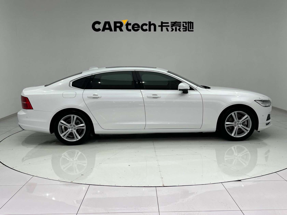 沃爾沃 S90  2018款 T4 智遠(yuǎn)版圖片