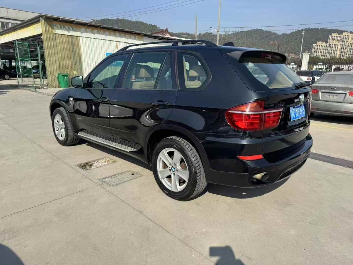 威麟 X5  2011款 2.0T 兩驅(qū)精英型圖片