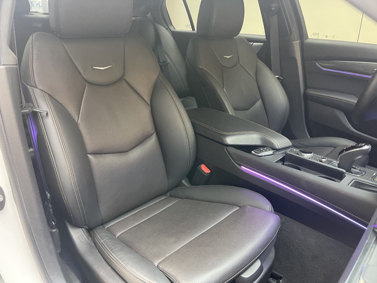 凱迪拉克 CT5  2022款 28T 鉑金超級(jí)輔助駕駛版圖片