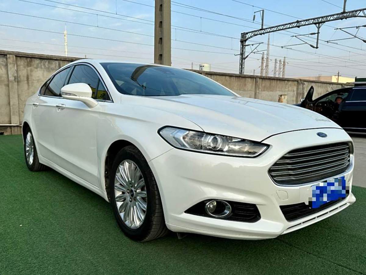 2015年3月福特 蒙迪歐  2013款 2.0L GTDi200時(shí)尚型