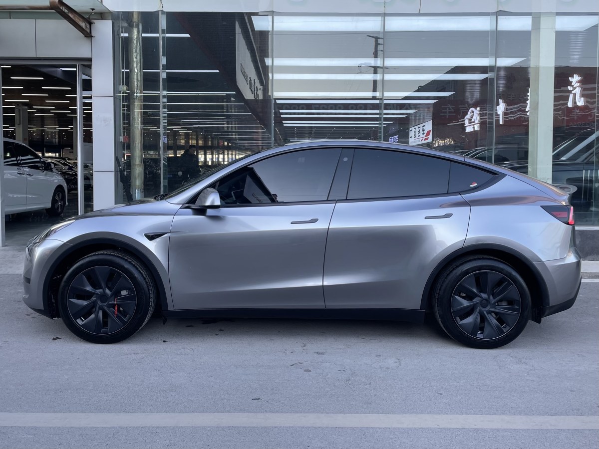 特斯拉 Model 3  2023款 煥新版 后輪驅動圖片