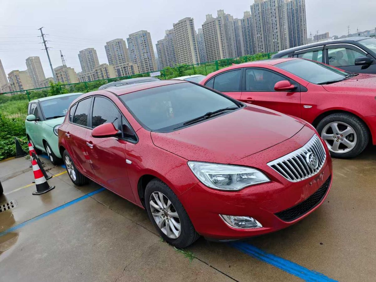 別克 英朗  2014款 XT 1.6L 自動時尚版圖片