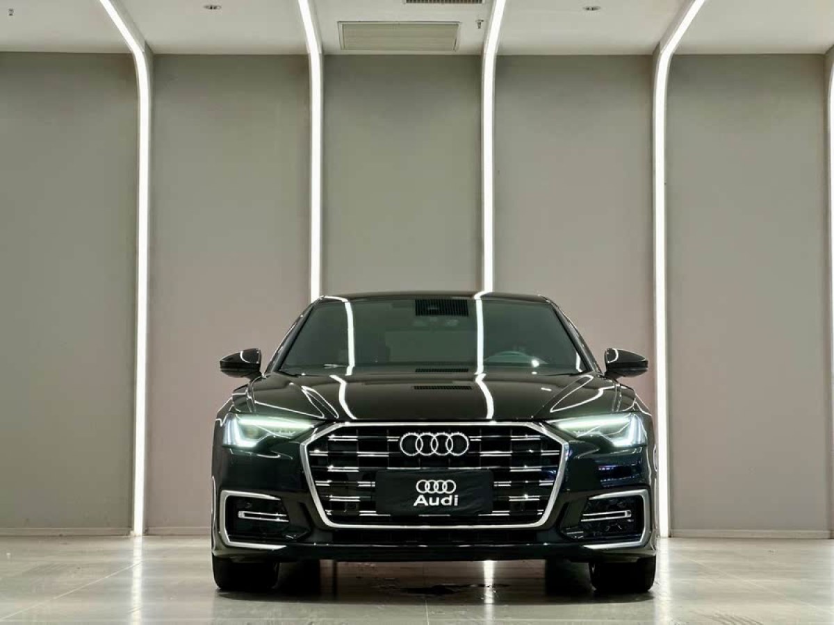 奧迪 奧迪A6L  2023款 改款 45 TFSI 臻選動感型圖片