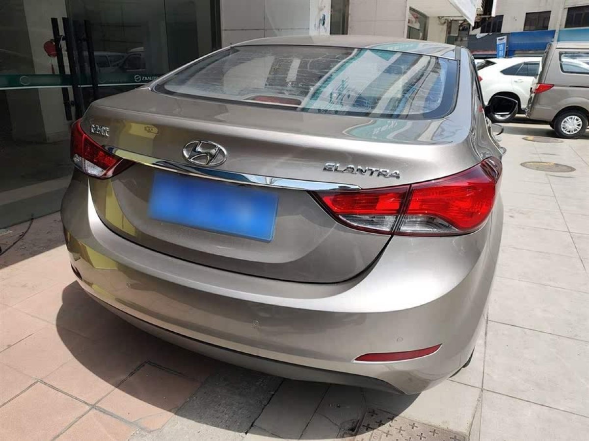 現(xiàn)代 朗動  2016款 1.6L 自動智能型圖片