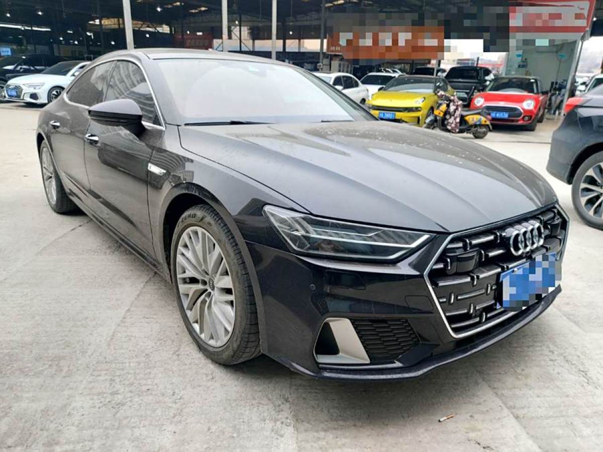 2022年6月奧迪 奧迪A7L  2024款 45TFSI S-line 筑夢(mèng)型 流晶套裝