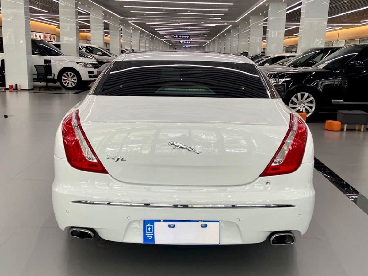 捷豹 XJ  2013款 XJL 3.0 SC 旗艦商務(wù)版圖片
