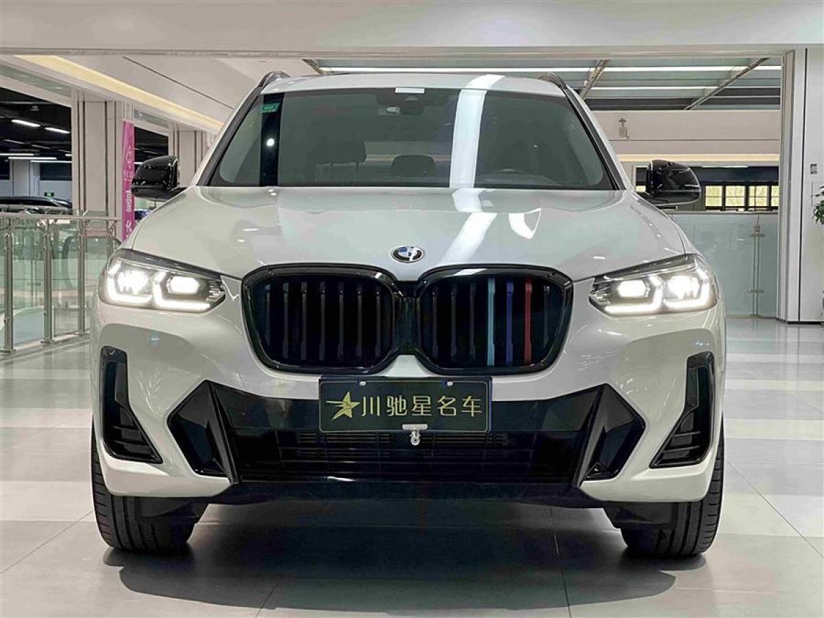 寶馬 寶馬X3  2022款 xDrive30i 領(lǐng)先型 M曜夜套裝圖片