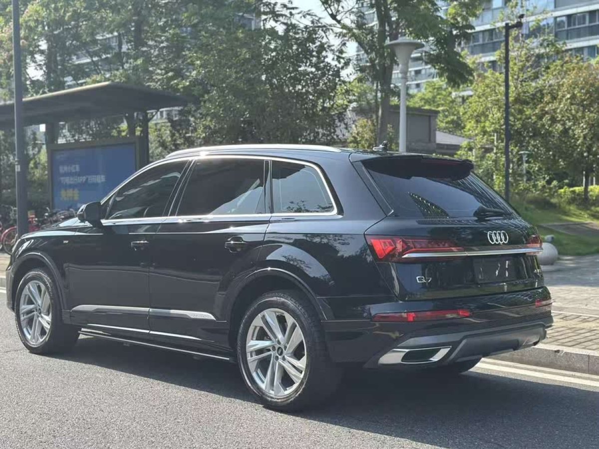 奧迪 奧迪Q7  2024款 45 TFSI quattro S line運動型圖片