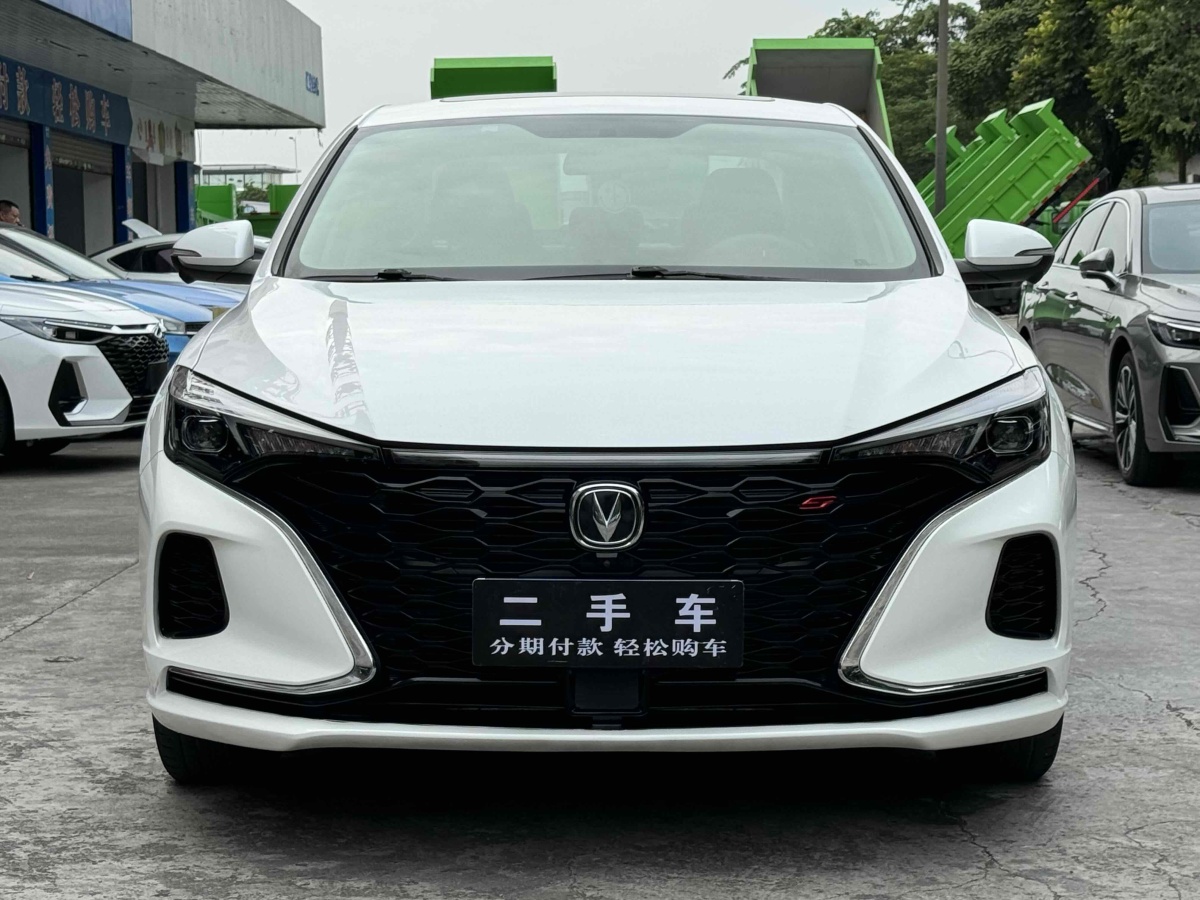 長(zhǎng)安 逸動(dòng)  2021款 PLUS 藍(lán)鯨NE 1.4T GDI DCT旗艦型圖片