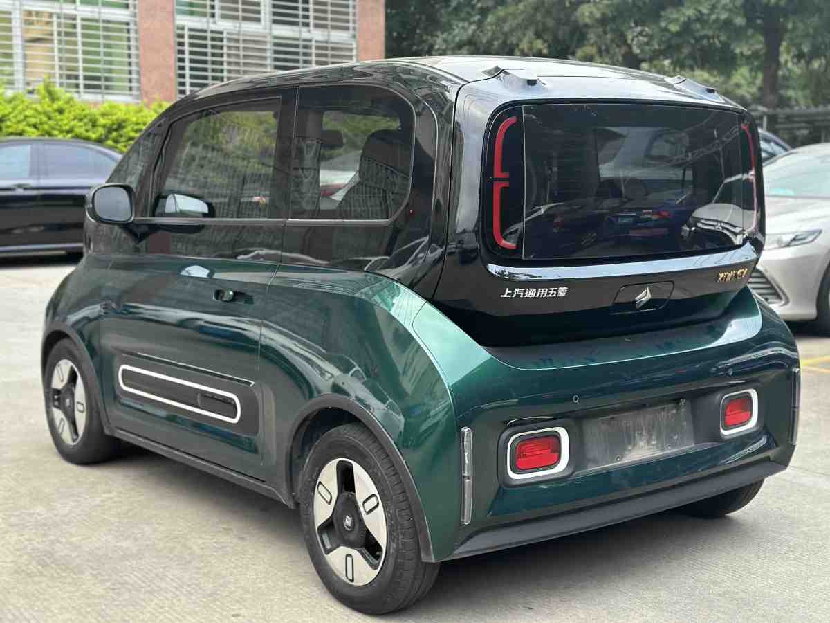 宝骏 宝骏KiWi EV  2022款 艺术家轻享版 三元锂图片