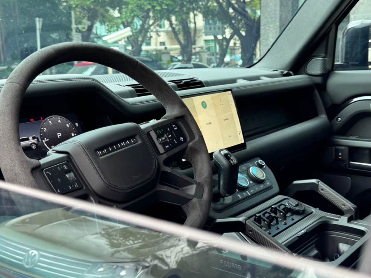 路虎 衛(wèi)士  2024款 110 5.0T V8圖片
