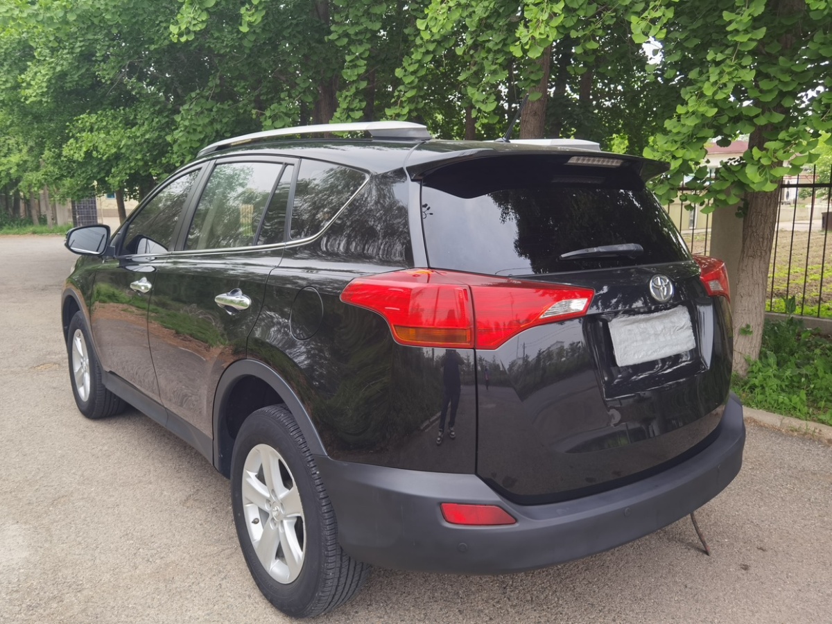 豐田 RAV4榮放  2013款 2.5L 自動(dòng)四驅(qū)精英版圖片