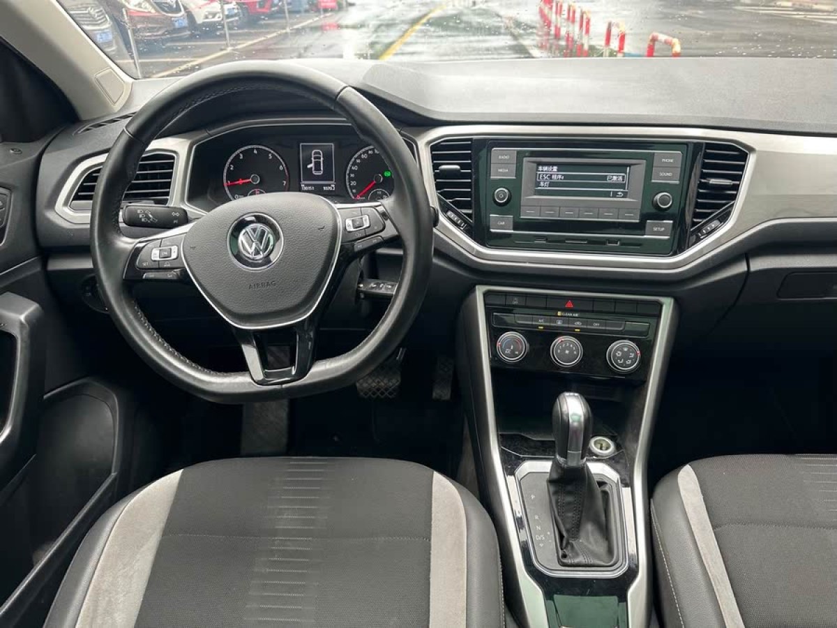 大眾 T-ROC探歌  2018款  230TSI DSG兩驅(qū)進取型 國VI圖片