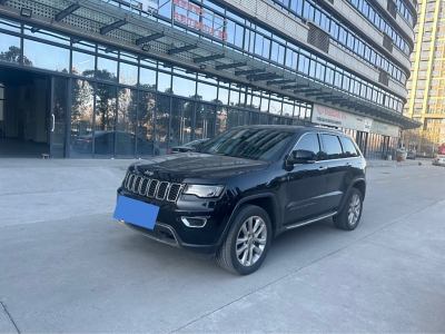 2018年9月 Jeep 大切諾基(進(jìn)口) 3.6L 精英導(dǎo)航版圖片