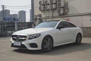 奔馳E級(jí) 奔馳 E 200 4MATIC 轎跑車