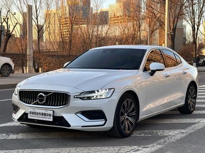 2020年10月 沃爾沃 S60L T4 智遠(yuǎn)豪華版圖片