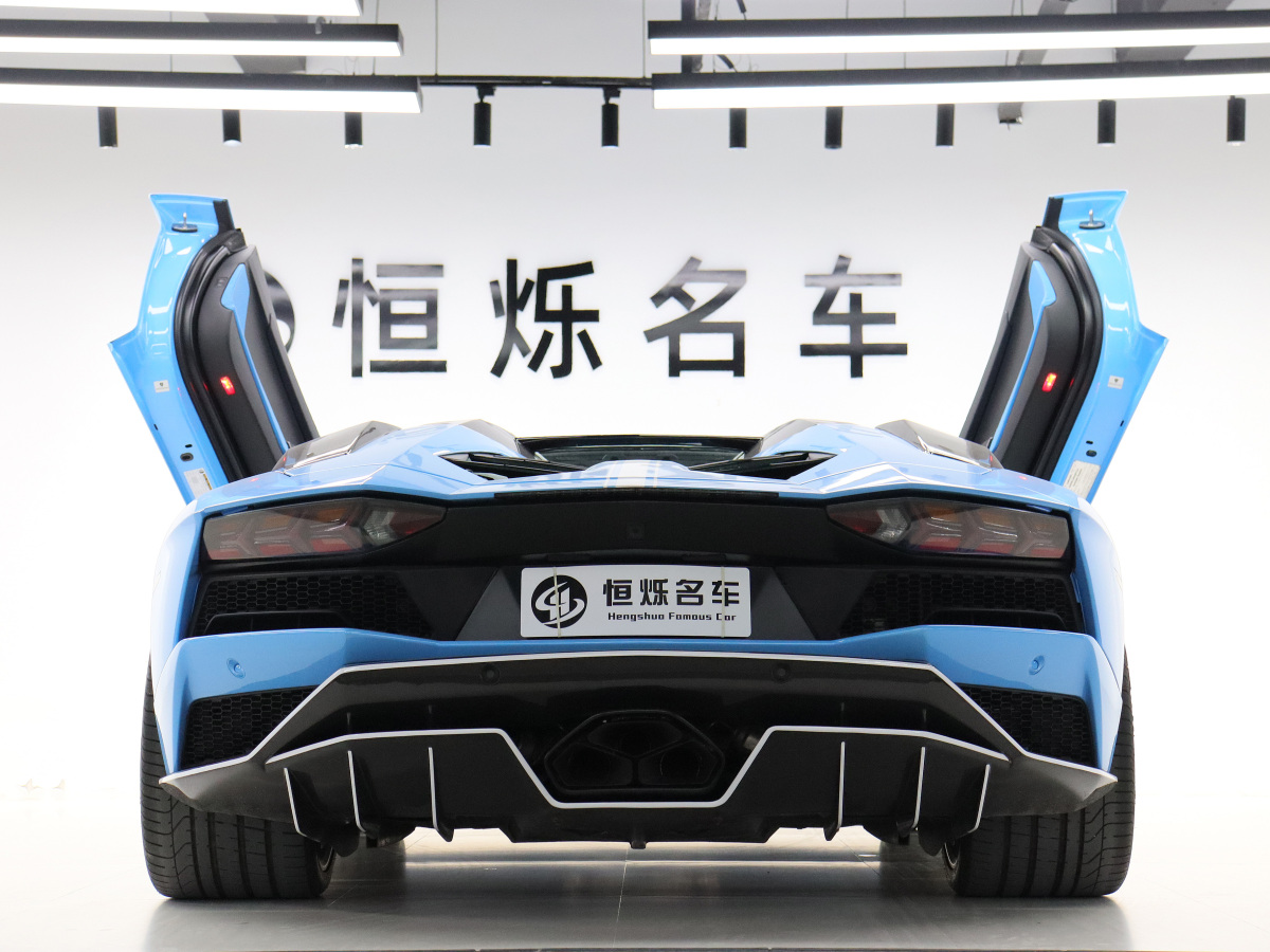 2014年6月蘭博基尼 Aventador  2013款 LP 700-4 Roadster