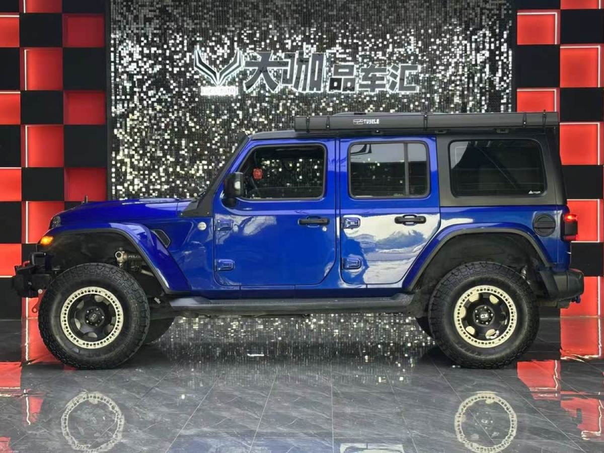 Jeep 牧馬人  2018款 2.0T Sahara 四門版圖片