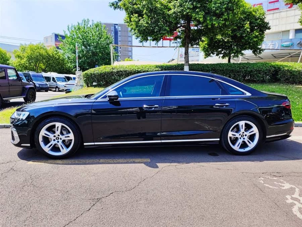 奧迪 奧迪A8  2023款 A8L 50 TFSI quattro 臻選型圖片