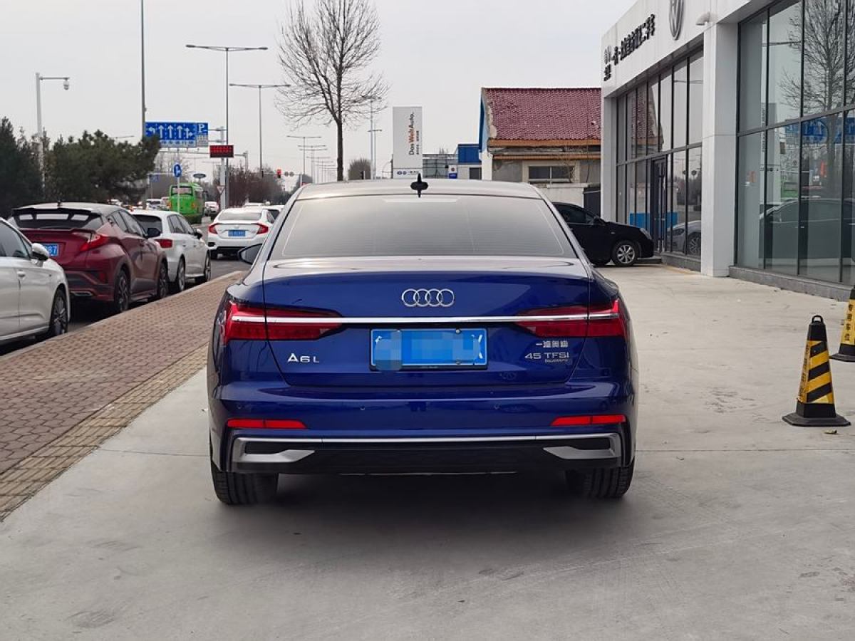 奧迪 奧迪A6L  2023款 改款 45 TFSI quattro 臻選動感型圖片