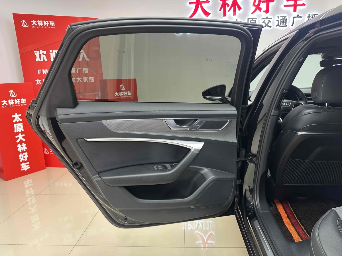 奧迪 奧迪A6L  2023款 改款 45 TFSI 臻選動感型圖片