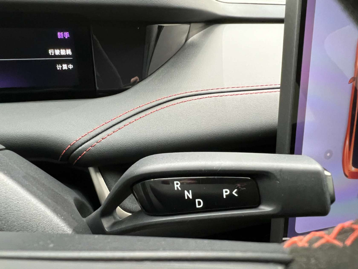 小米 小米SU7  2024款 700km 后驅(qū)標(biāo)準(zhǔn)創(chuàng)始版圖片