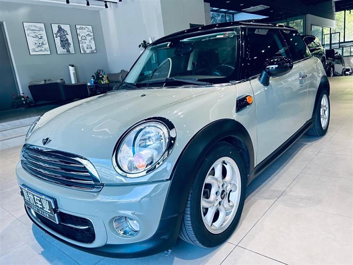 MINI COUNTRYMAN  2011款 1.6L COOPER Fun圖片