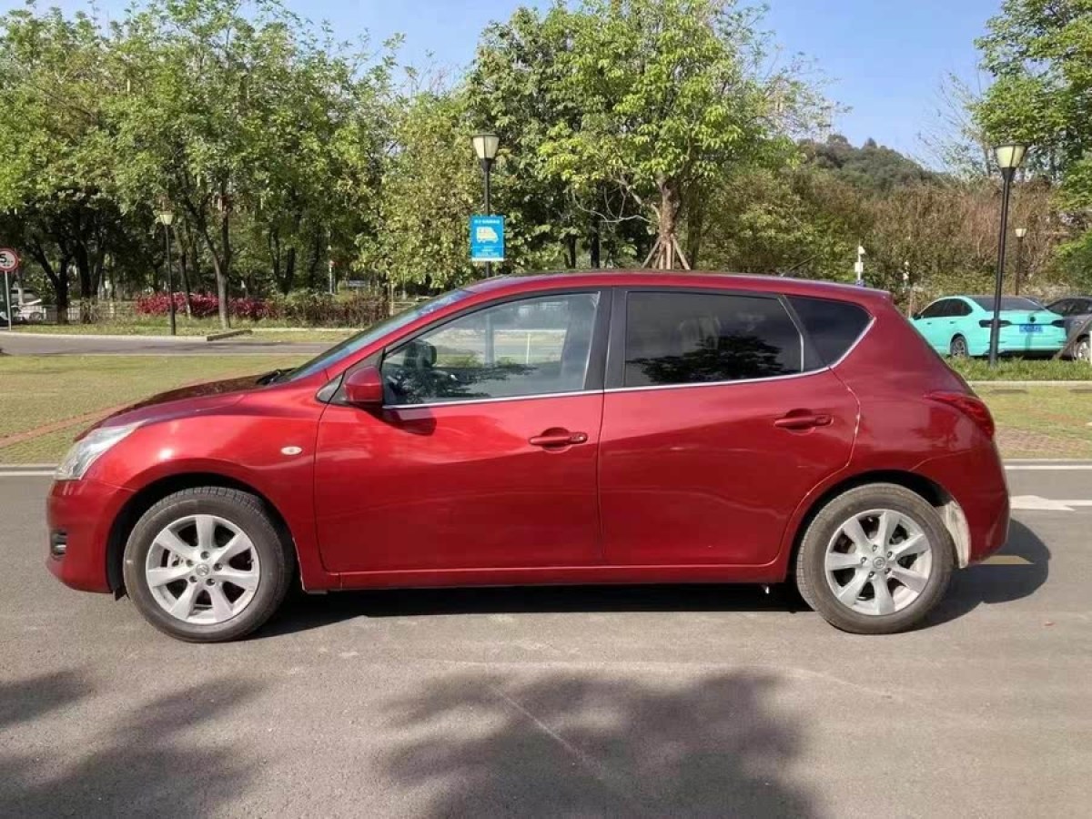 日產(chǎn) 騏達(dá)  2013款 1.6L CVT酷咖版圖片