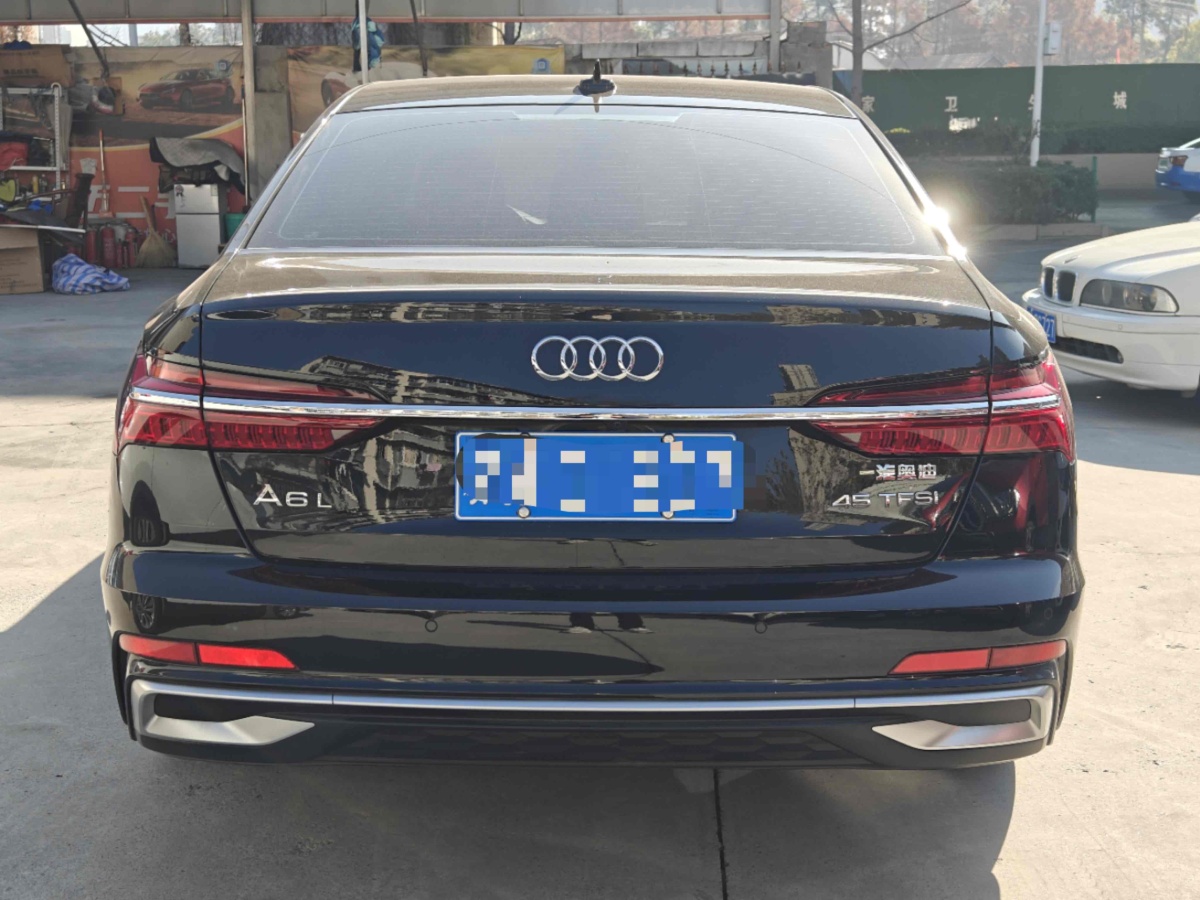 奧迪 奧迪A6L  2024款 45 TFSI 臻選動感型圖片