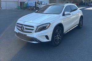 奔驰GLA 奔驰 GLA 220 4MATIC 时尚型