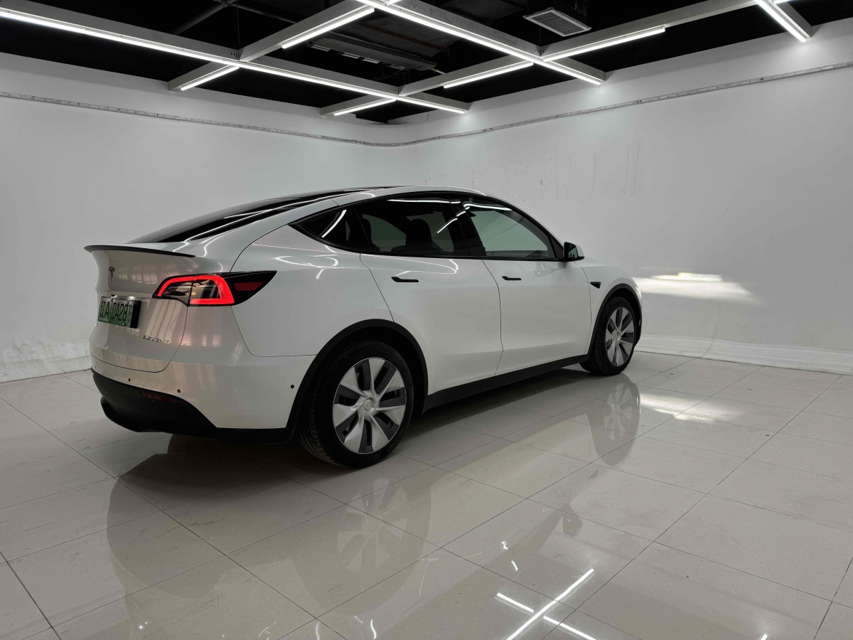 特斯拉 Model Y  2022款 改款 長續(xù)航全輪驅(qū)動版圖片