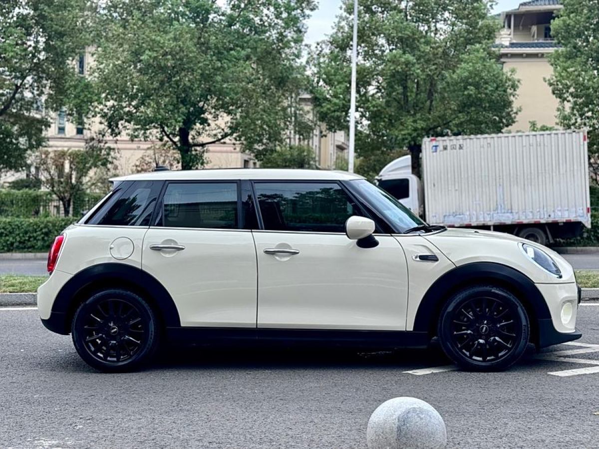 MINI MINI  2018款 1.5T ONE PLUS 五門(mén)版圖片