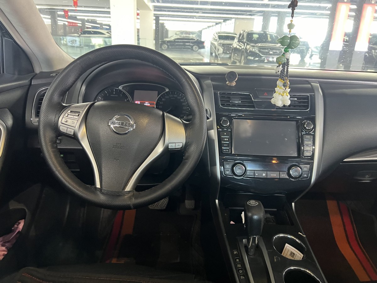 日產(chǎn) 天籟  2013款 2.0L XL舒適版圖片