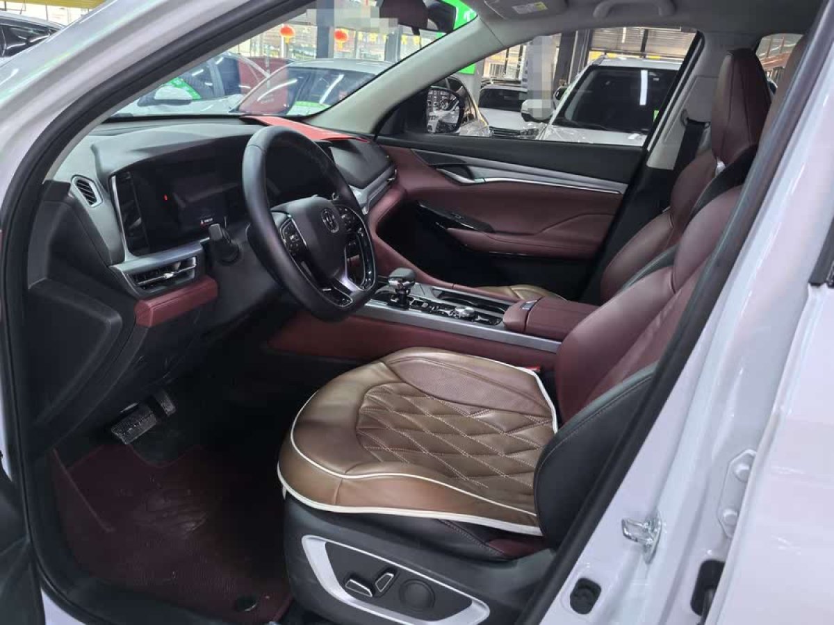 長安 CS75 PLUS  2022款 1.5T 自動豪華型圖片