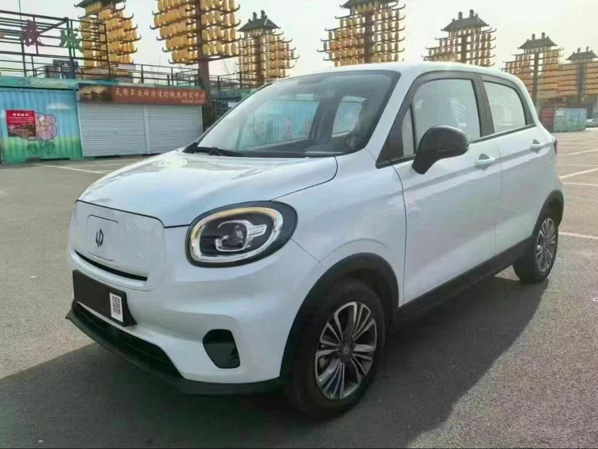 奔馳 奔馳GLC  2025款 GLC 260 4MATIC 轎跑SUV圖片