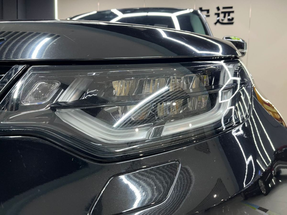 路虎 發(fā)現(xiàn)  2019款 3.0 V6 HSE圖片