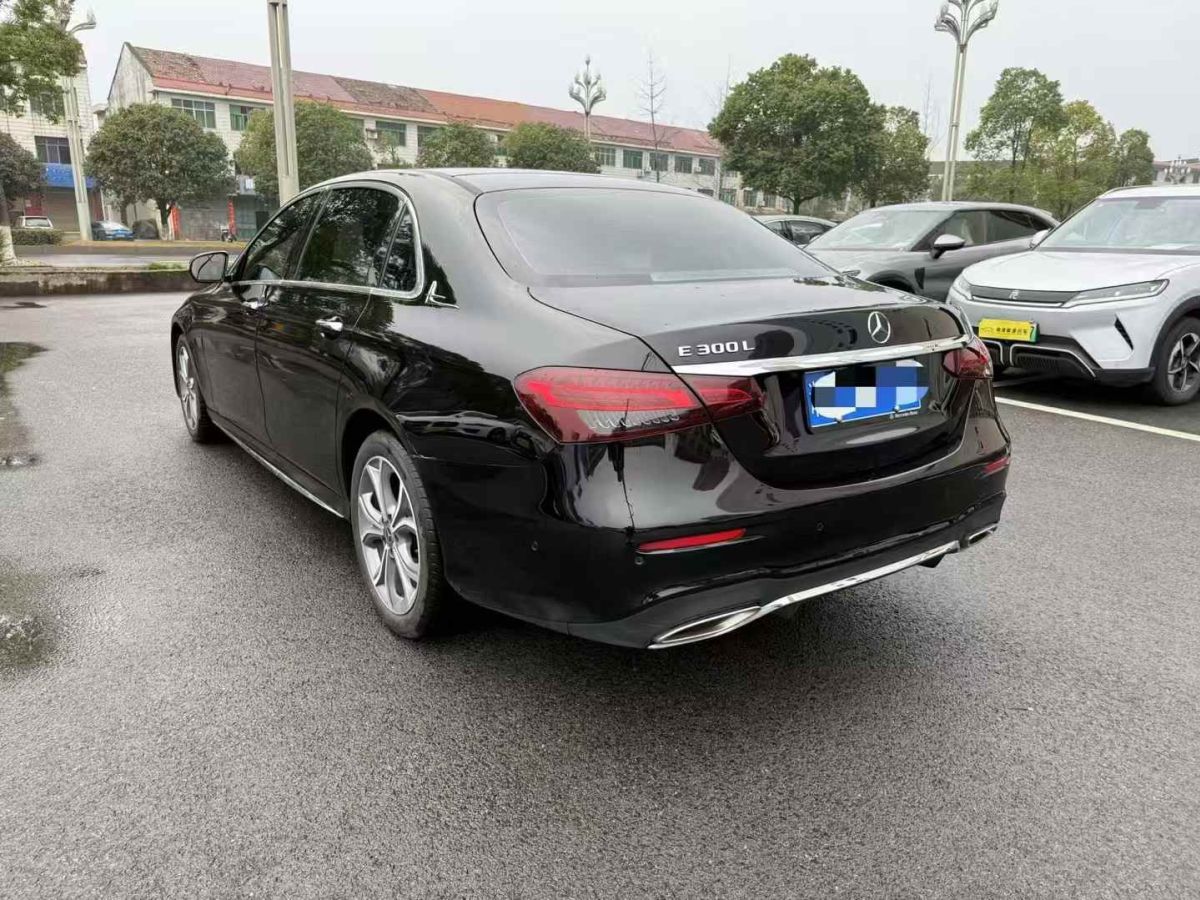 奔馳 奔馳E級(jí)  2020款 E 300 L 豪華型圖片