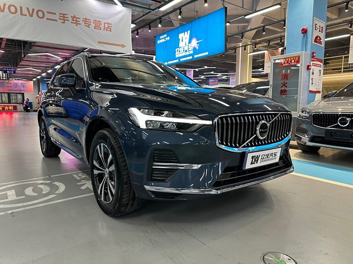 沃爾沃 XC60  2023款 B5 四驅智逸豪華版圖片