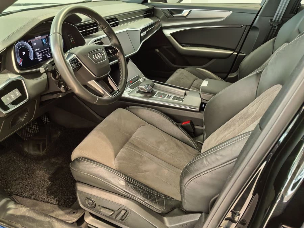 奧迪 奧迪A6L  2020款 45 TFSI quattro 臻選動(dòng)感型圖片